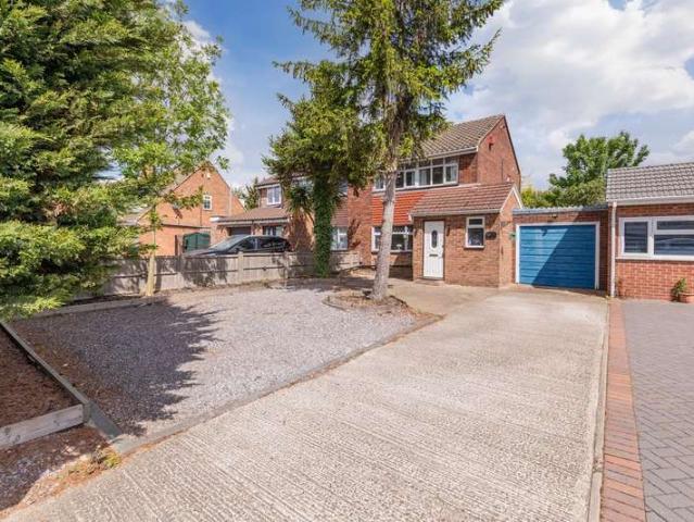 3 Bedroom Semi Detached House