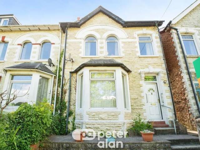 3 Bedroom Semi Detached House