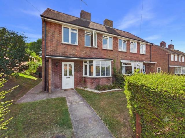 3 Bedroom Semi Detached House