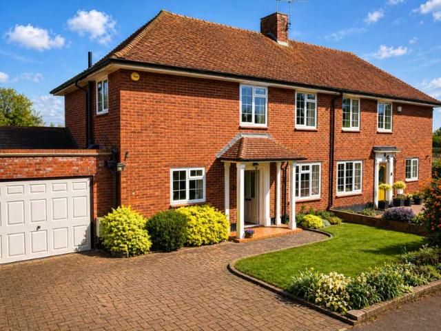 3 Bedroom Semi Detached House