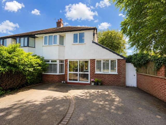 3 Bedroom Semi Detached House