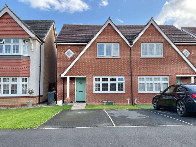 3 Bedroom Semi Detached House