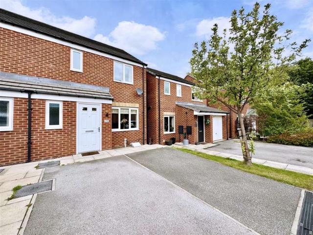 3 Bedroom Semi Detached House