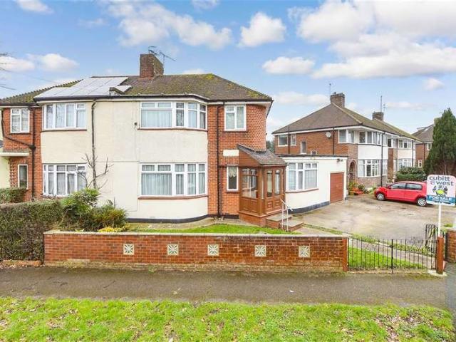 3 Bedroom Semi Detached House