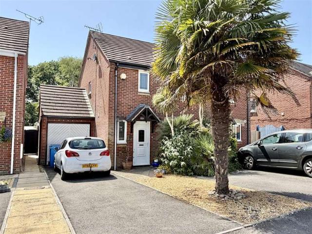 3 Bedroom Semi Detached House