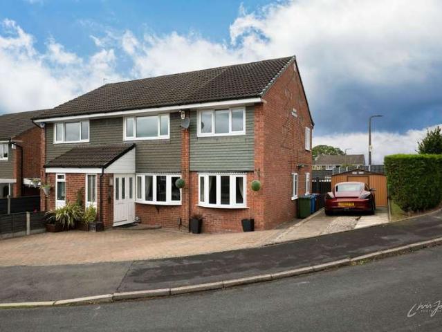 3 Bedroom Semi Detached House