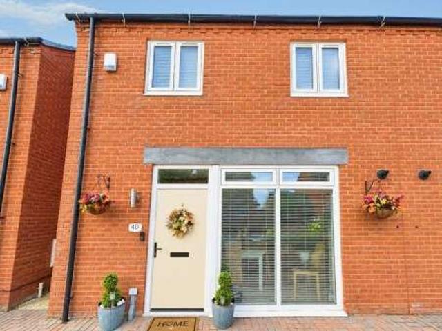 3 Bedroom Semi Detached House