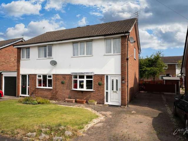 3 Bedroom Semi Detached House