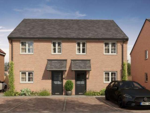 3 Bedroom Semi Detached House