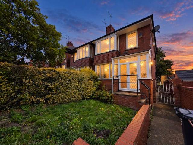3 Bedroom Semi Detached House