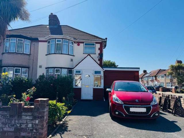 3 Bedroom Semi Detached House