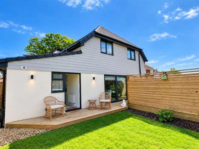 3 Bedroom Semi Detached House