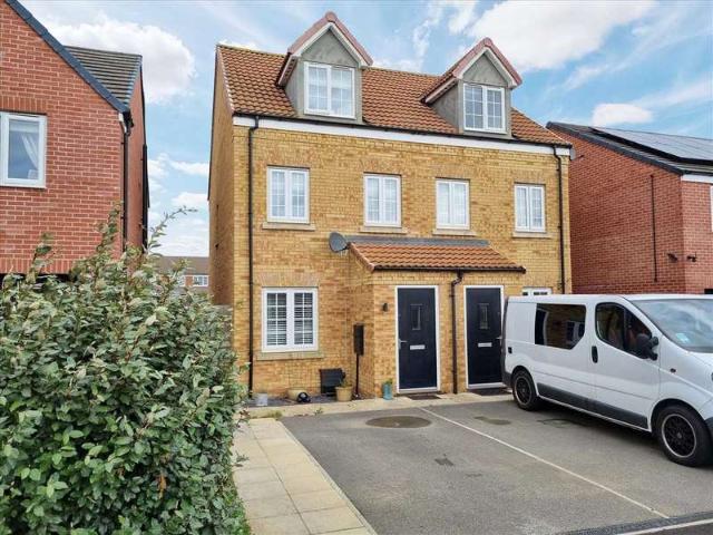 3 Bedroom Semi Detached House
