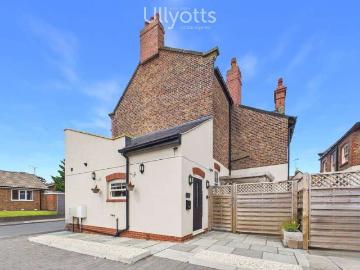 3 Bedroom Semi Detached House