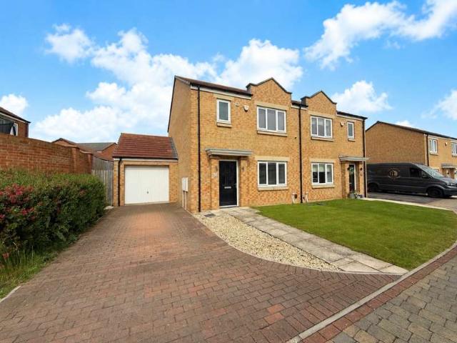 3 Bedroom Semi Detached House