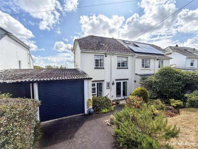 3 Bedroom Semi Detached House
