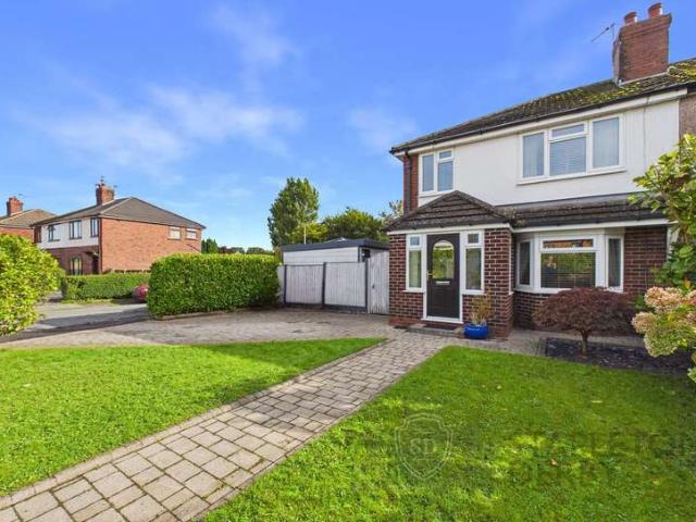 3 Bedroom Semi Detached House