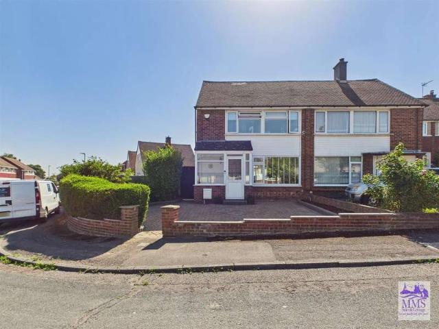 3 Bedroom Semi Detached House