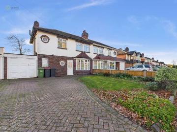 3 Bedroom Semi Detached House
