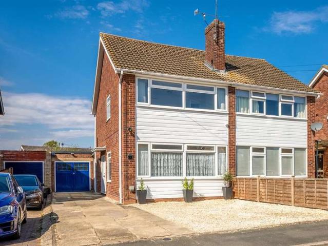 3 Bedroom Semi Detached House