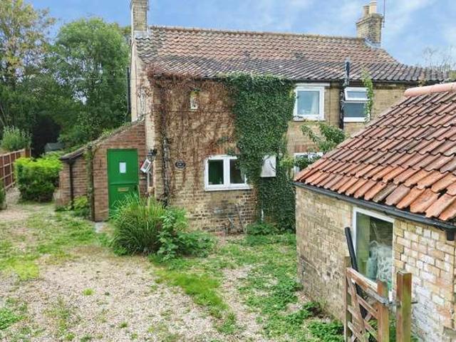 3 Bedroom Semi Detached House