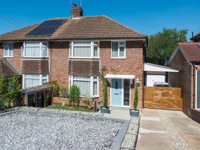 3 Bedroom Semi Detached House