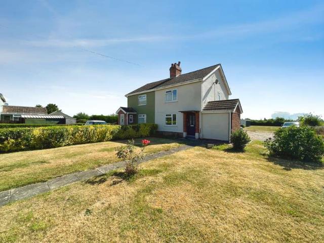 3 Bedroom Semi Detached House