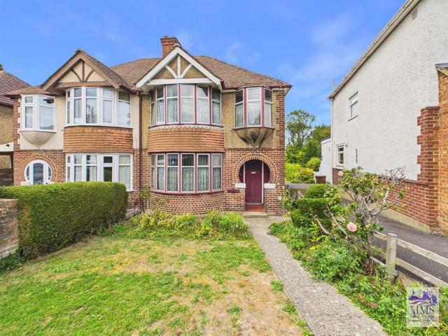 3 Bedroom Semi Detached House