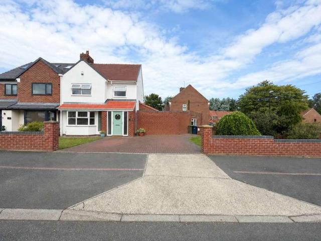 3 Bedroom Semi Detached House