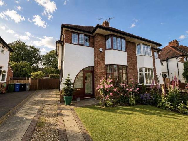 3 Bedroom Semi Detached House