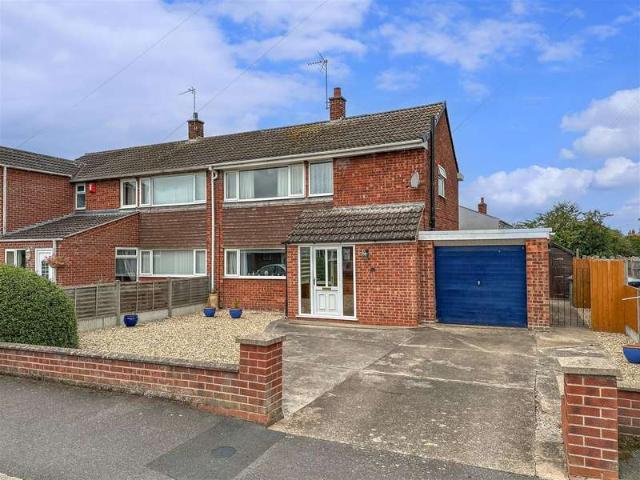3 Bedroom Semi Detached House
