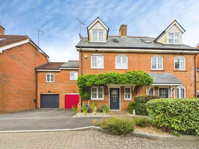 3 Bedroom Semi Detached House