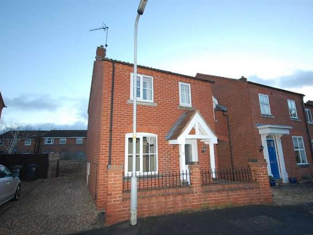 3 Bedroom Semi Detached House