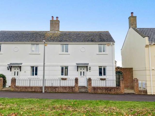 3 Bedroom Semi Detached House