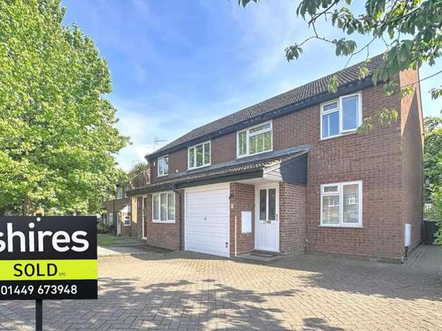 3 Bedroom Semi Detached House