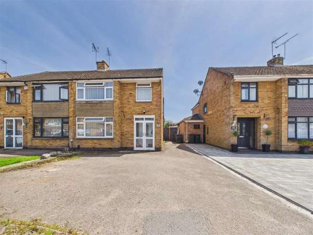 3 Bedroom Semi Detached House