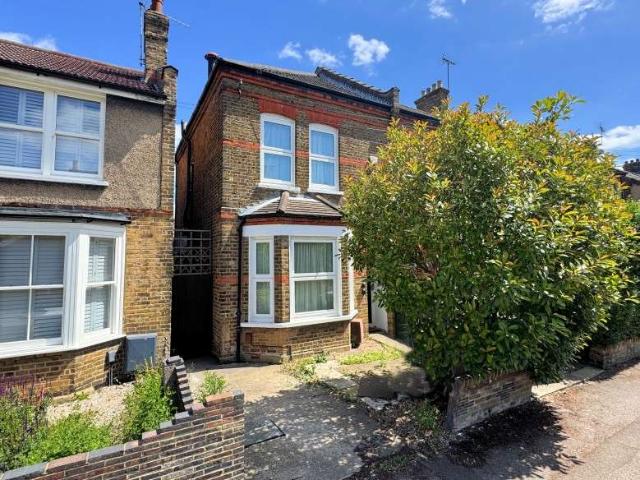 3 Bedroom Semi Detached House