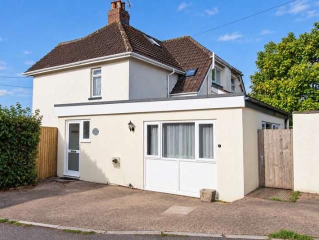 3 Bedroom Semi Detached House