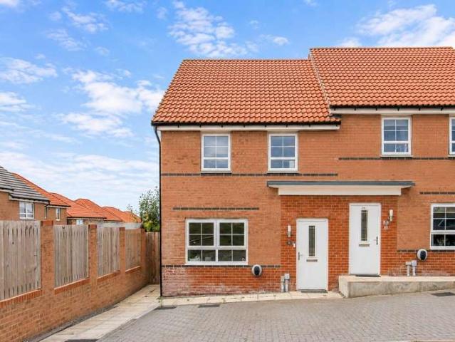 3 Bedroom Semi Detached House