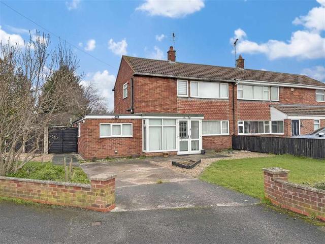 3 Bedroom Semi Detached House