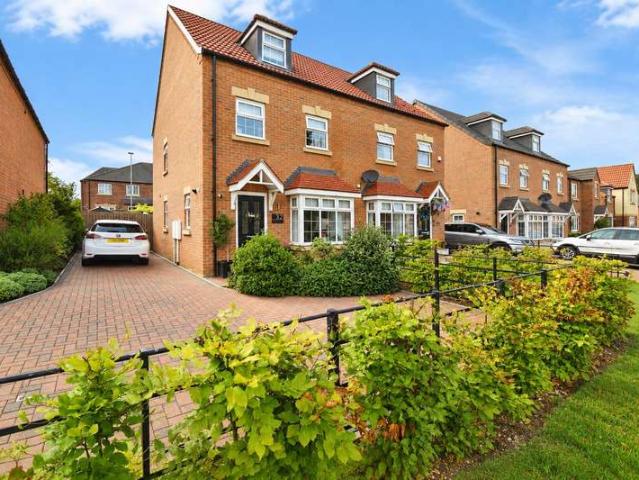 3 Bedroom Semi Detached House