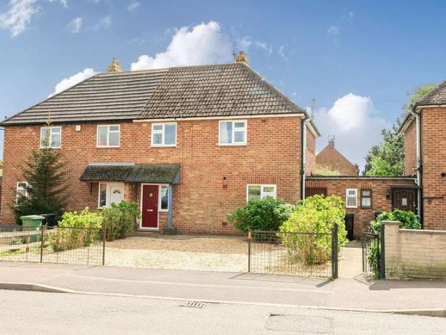 3 Bedroom Semi Detached House