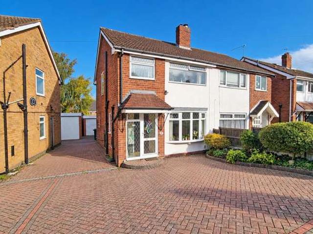 3 Bedroom Semi Detached House