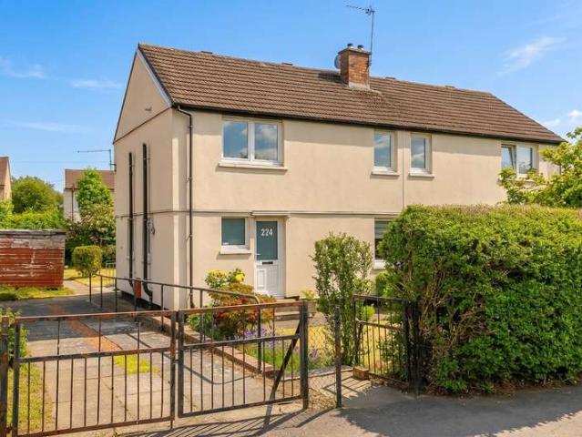 3 Bedroom Semi Detached House