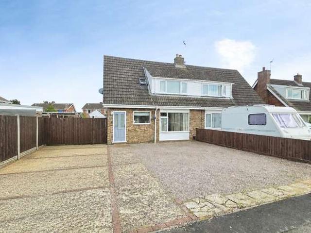 3 Bedroom Semi Detached House