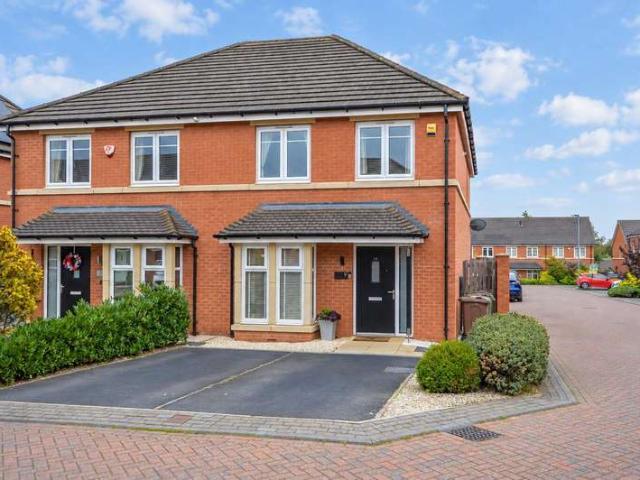 3 Bedroom Semi Detached House