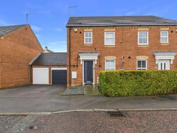 3 Bedroom Semi Detached House