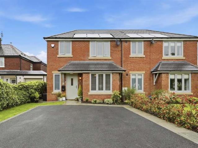 3 Bedroom Semi Detached House