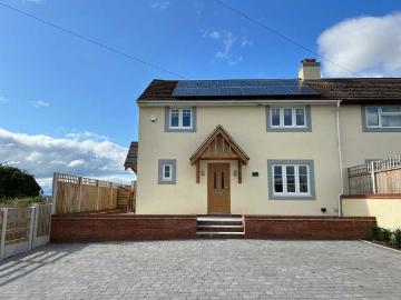 3 Bedroom Semi Detached House