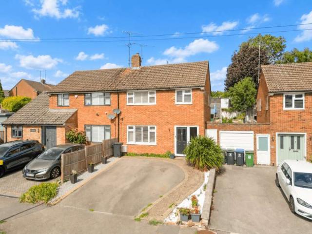 3 Bedroom Semi Detached House